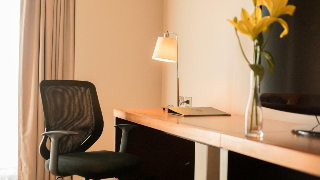 Mds Hotel Calama Ngoại thất bức ảnh A typical office at the University of Westminster