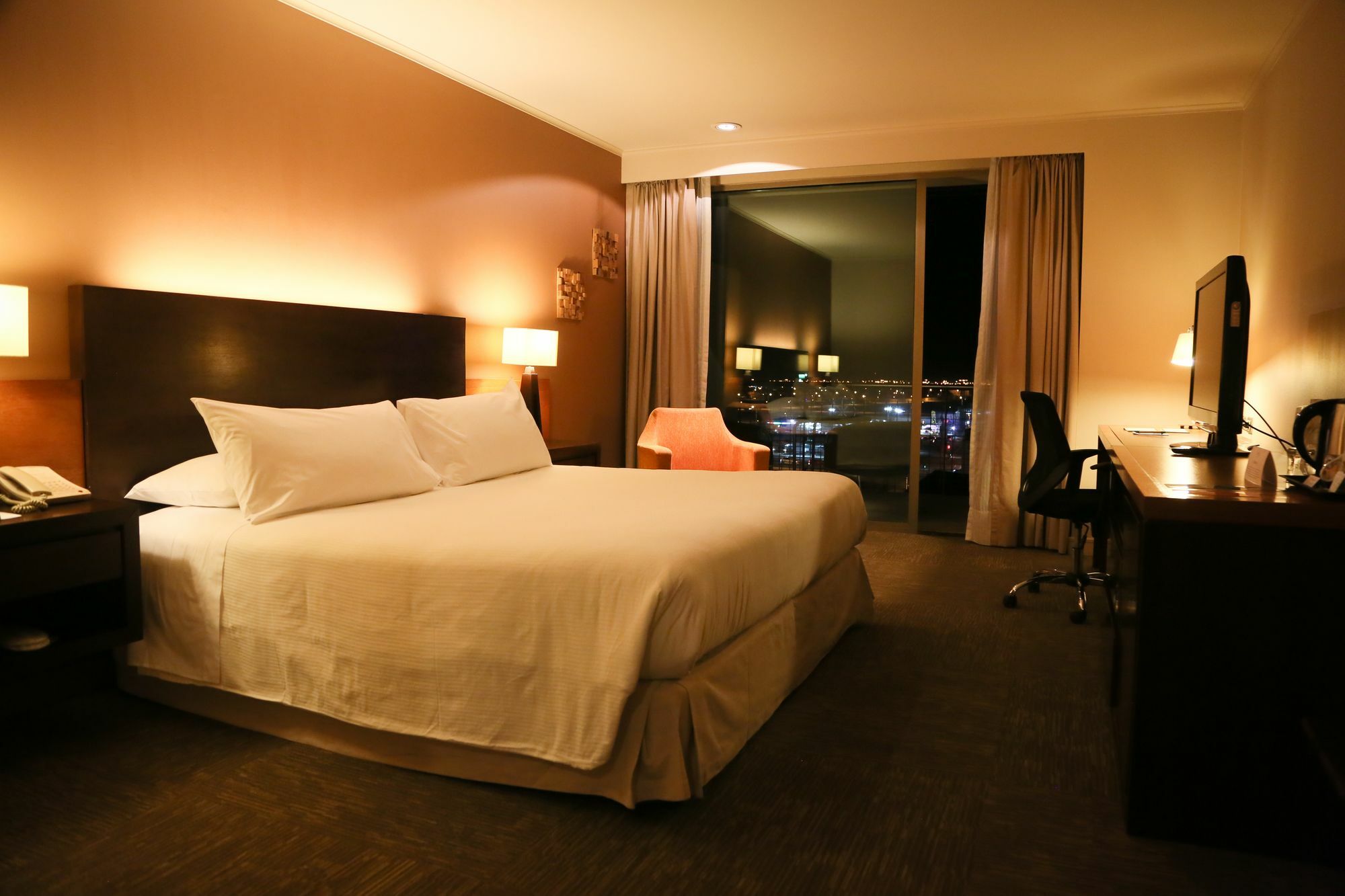 Mds Hotel Calama Ngoại thất bức ảnh A room at the hotel