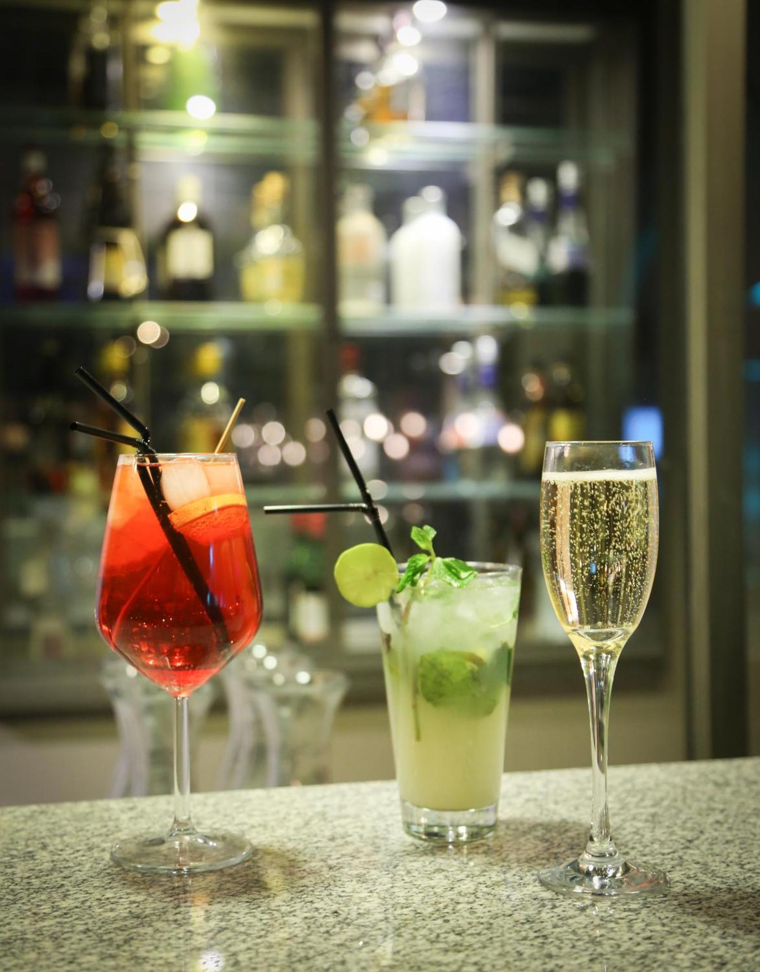 Mds Hotel Calama Ngoại thất bức ảnh Cocktails